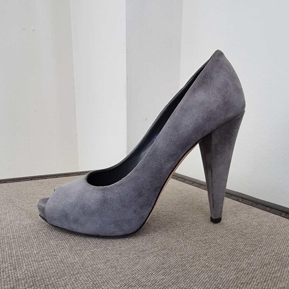 Authentic Bally Women's Peep Toe Pump Shoes Sz 6.5 US (37EU) Suede Leather Grey